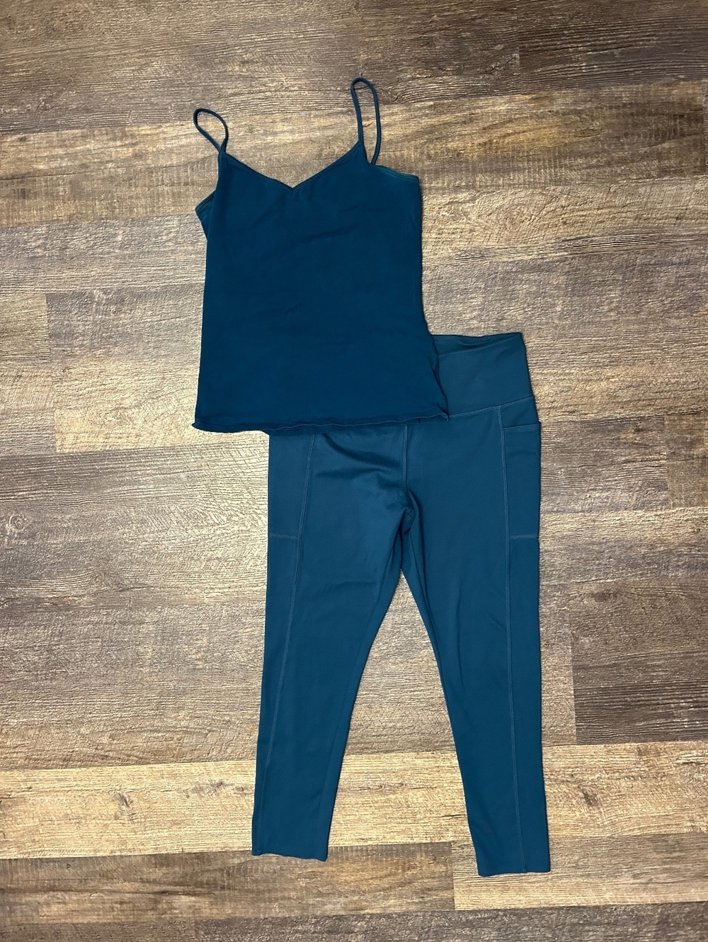 Teal Y2K Capri Leggings Tank Top Set Size Large Cropped Activewear Pilates